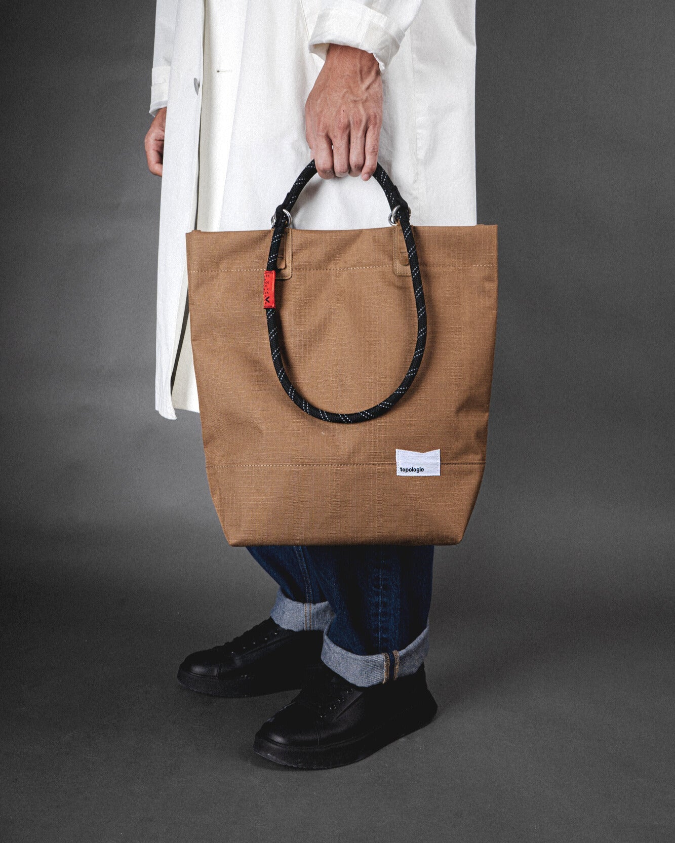 Loop Tote – Topologie