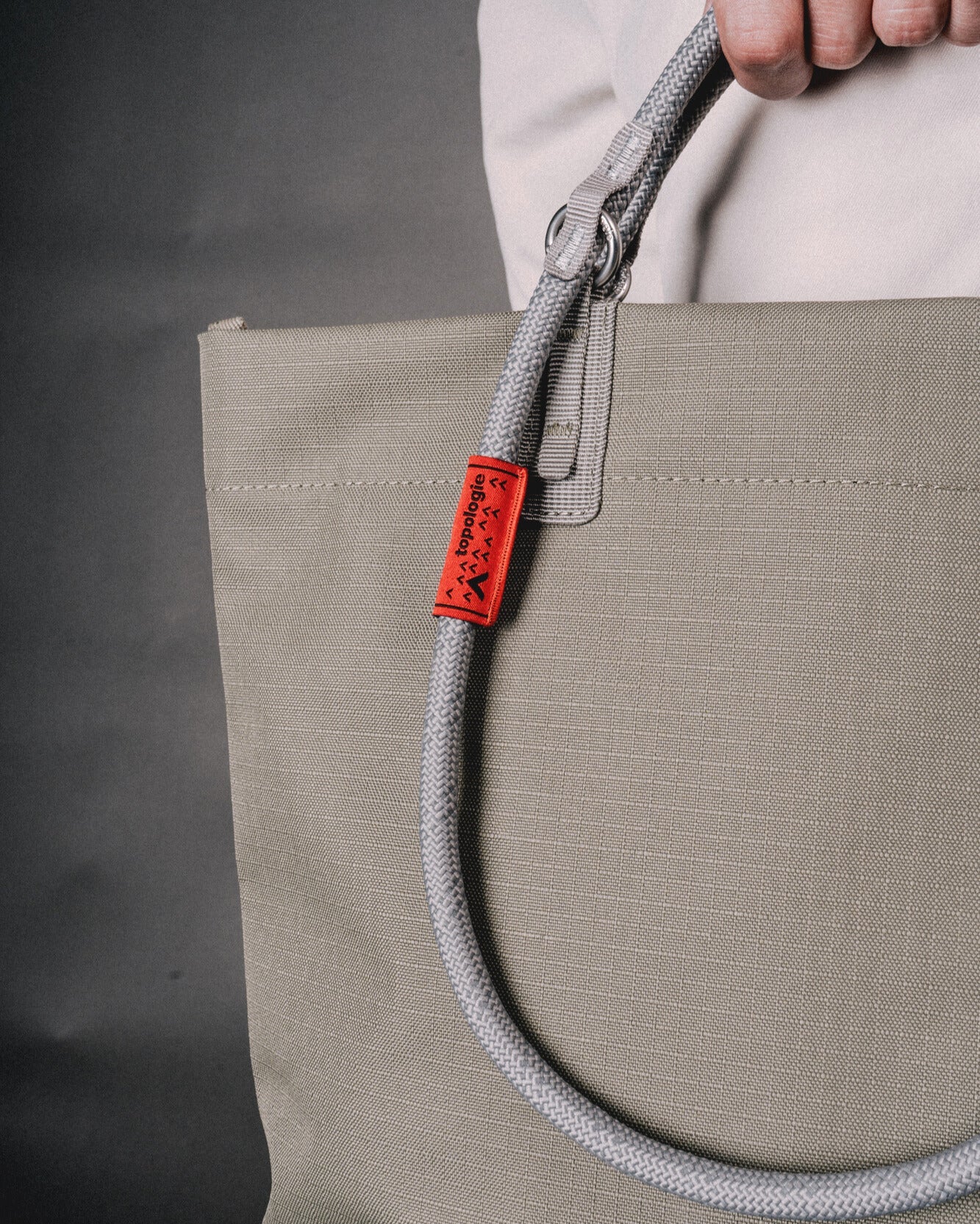 Loop Tote – Topologie