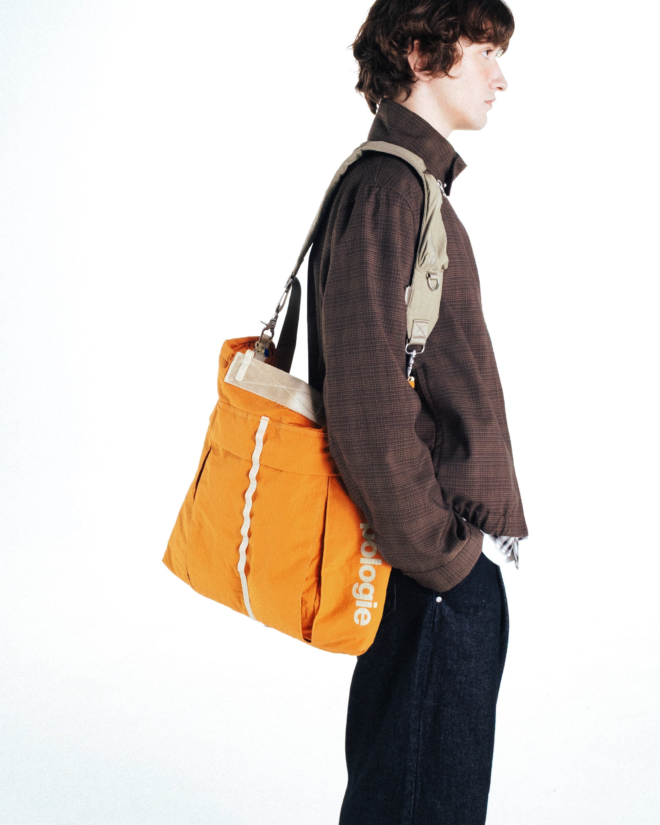 Bomber Strap – Topologie