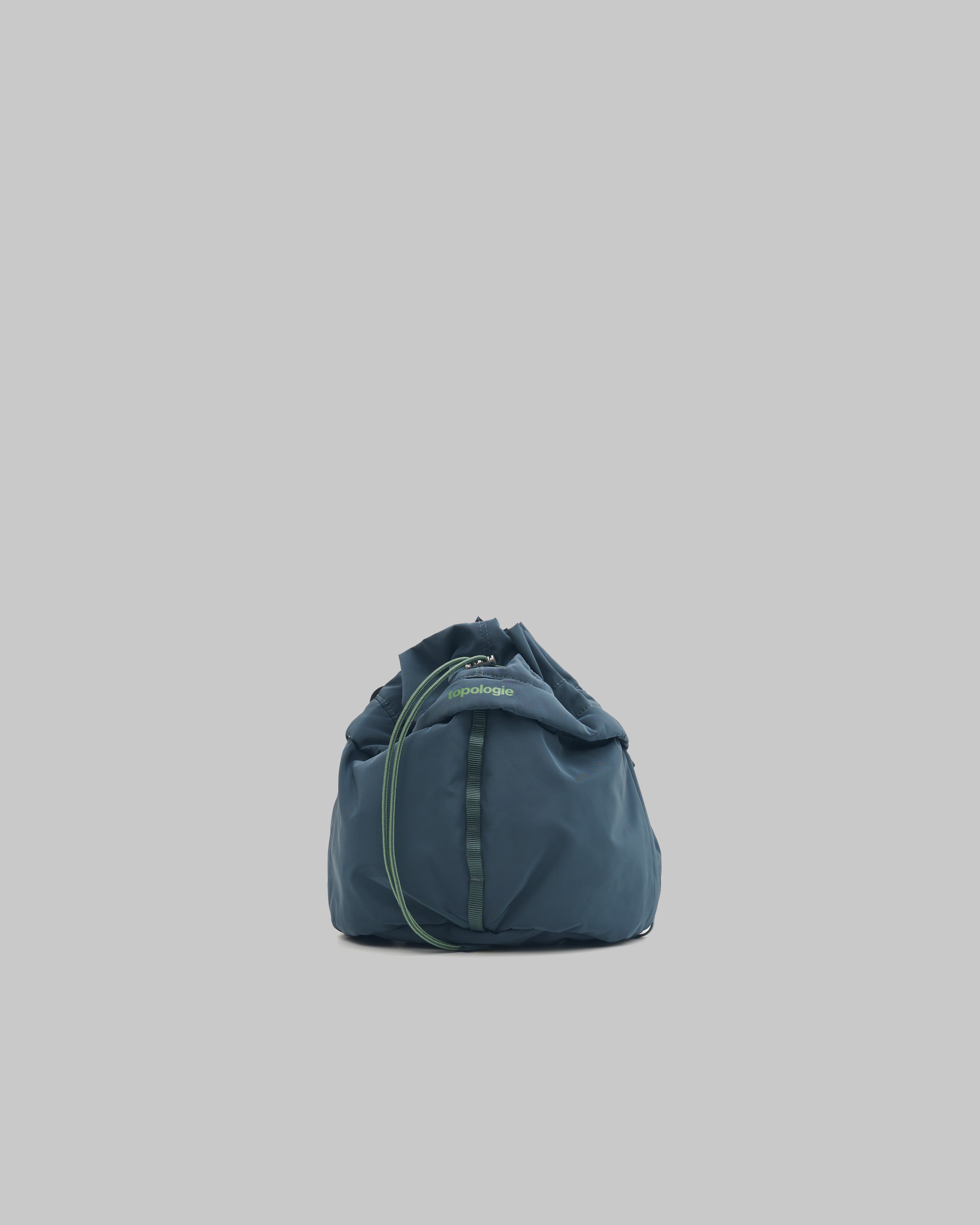 Cargo Bucket Medium