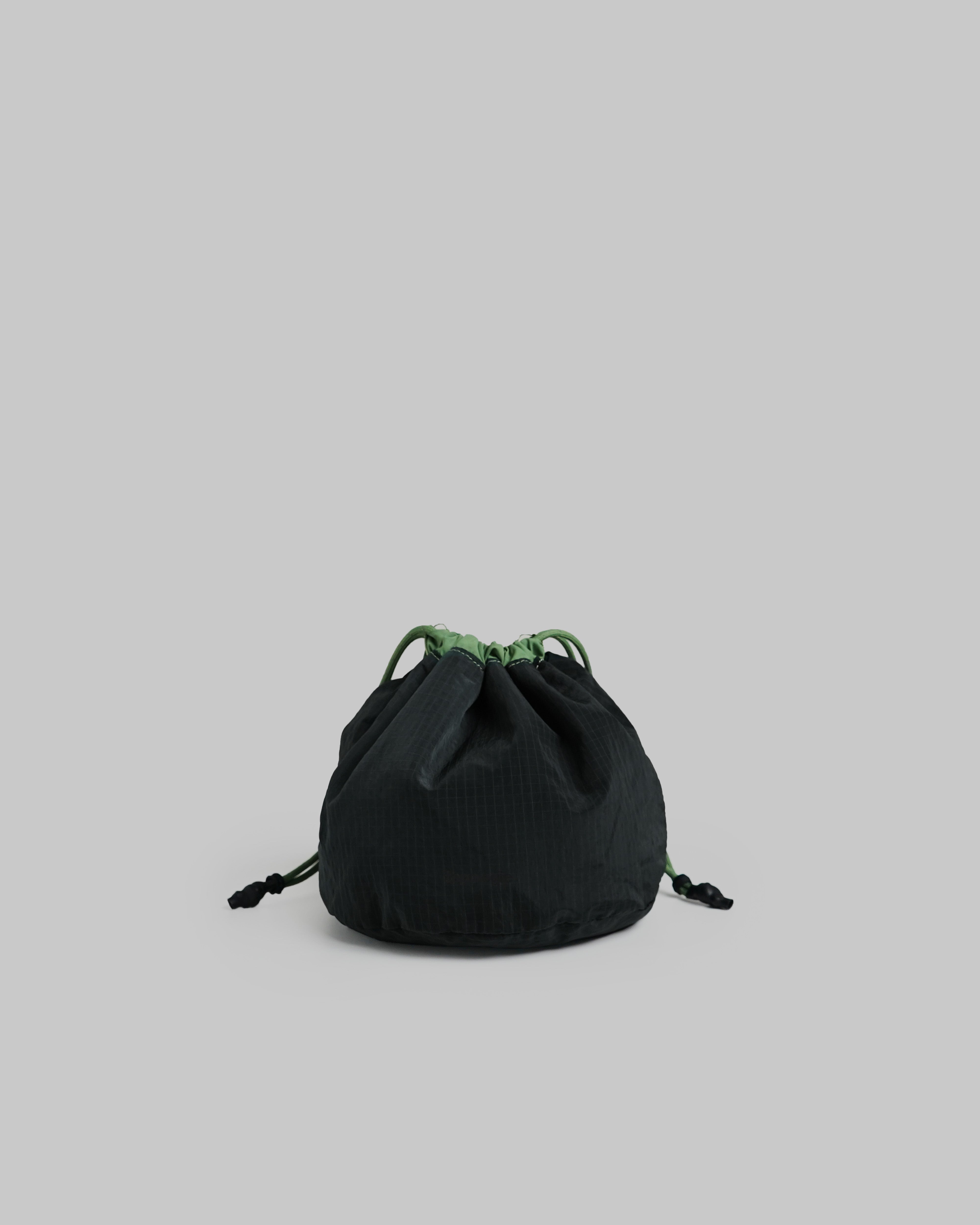 Reversible Bucket