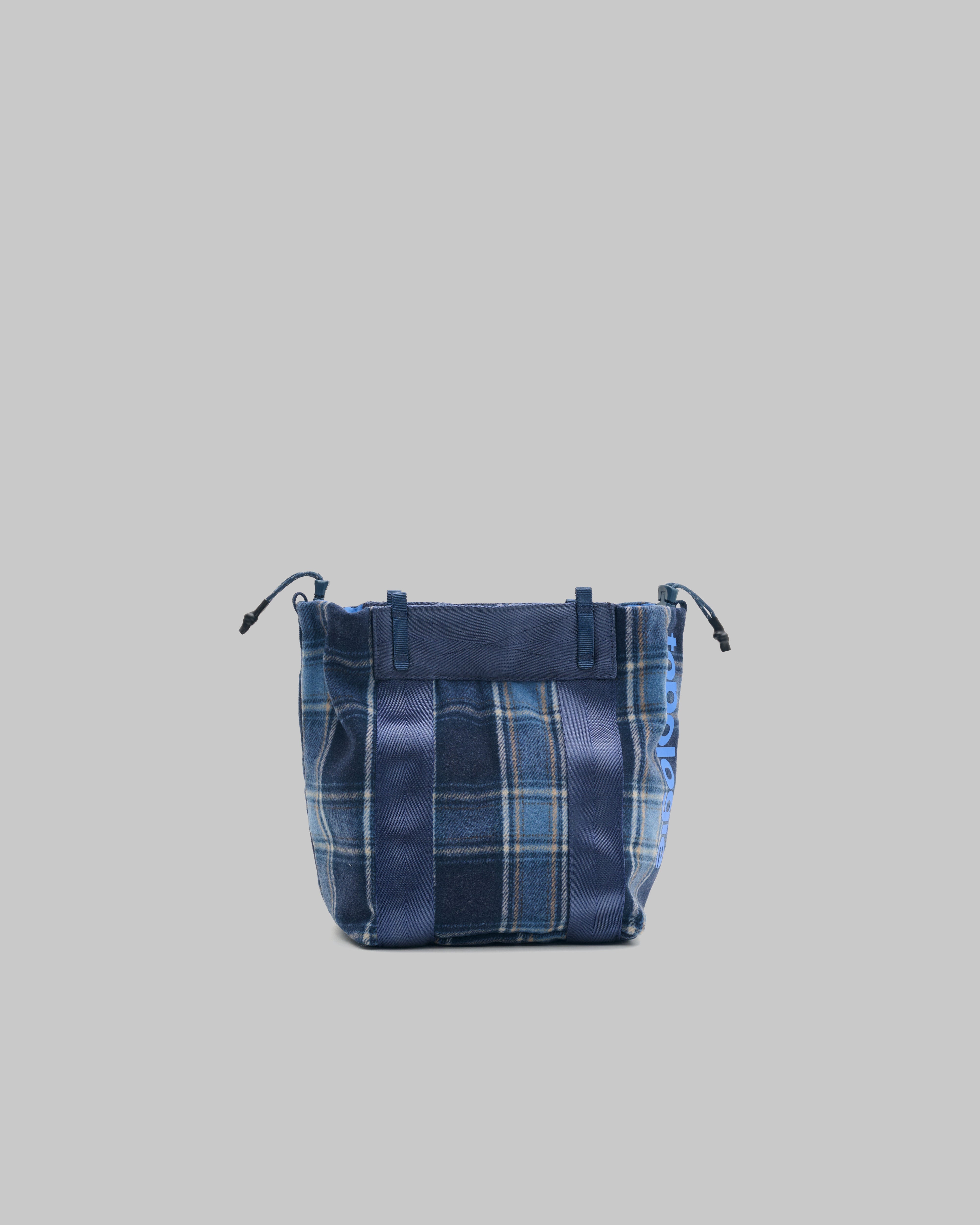 Summit Tote Small