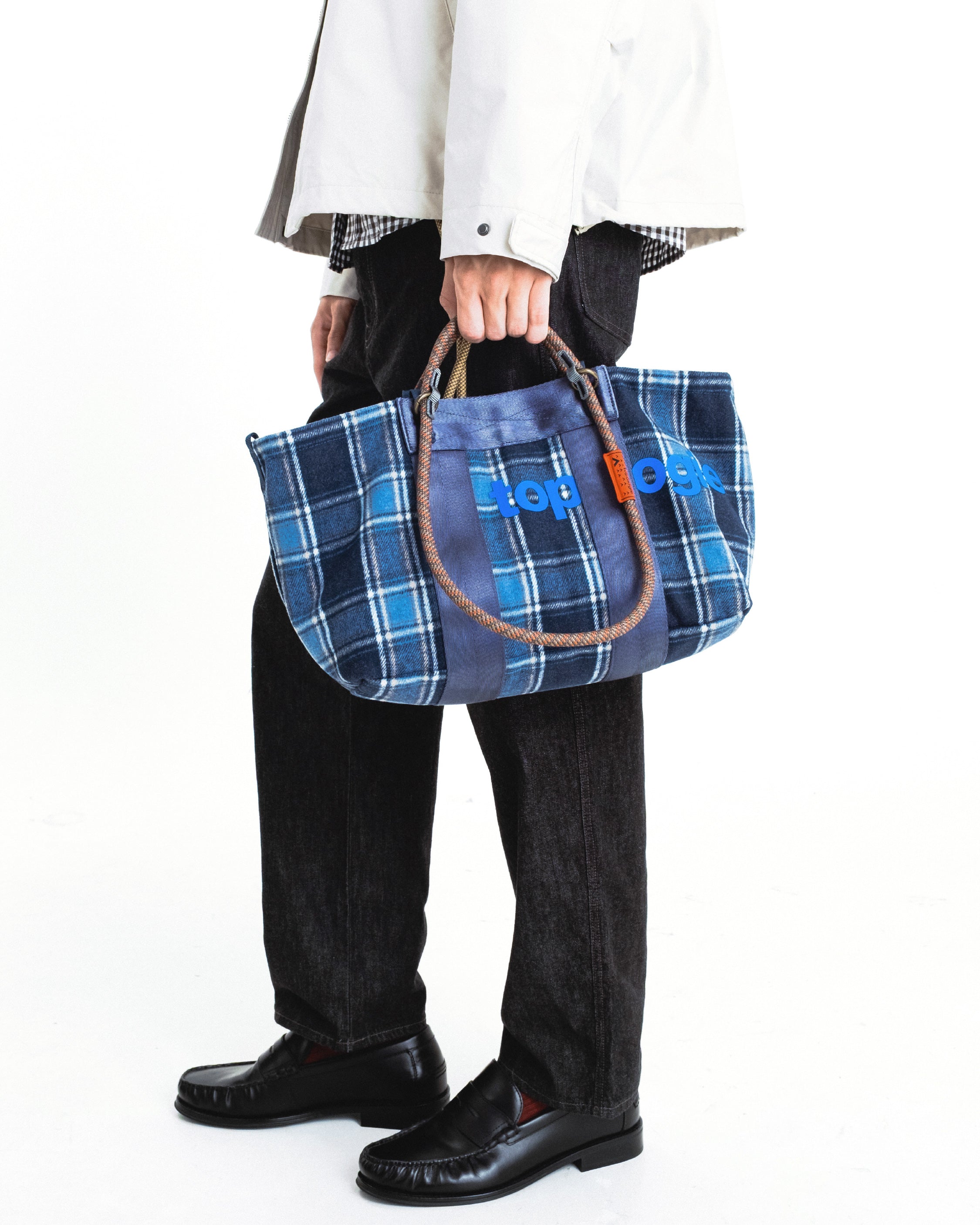 Summit Tote Wide Small – Topologie
