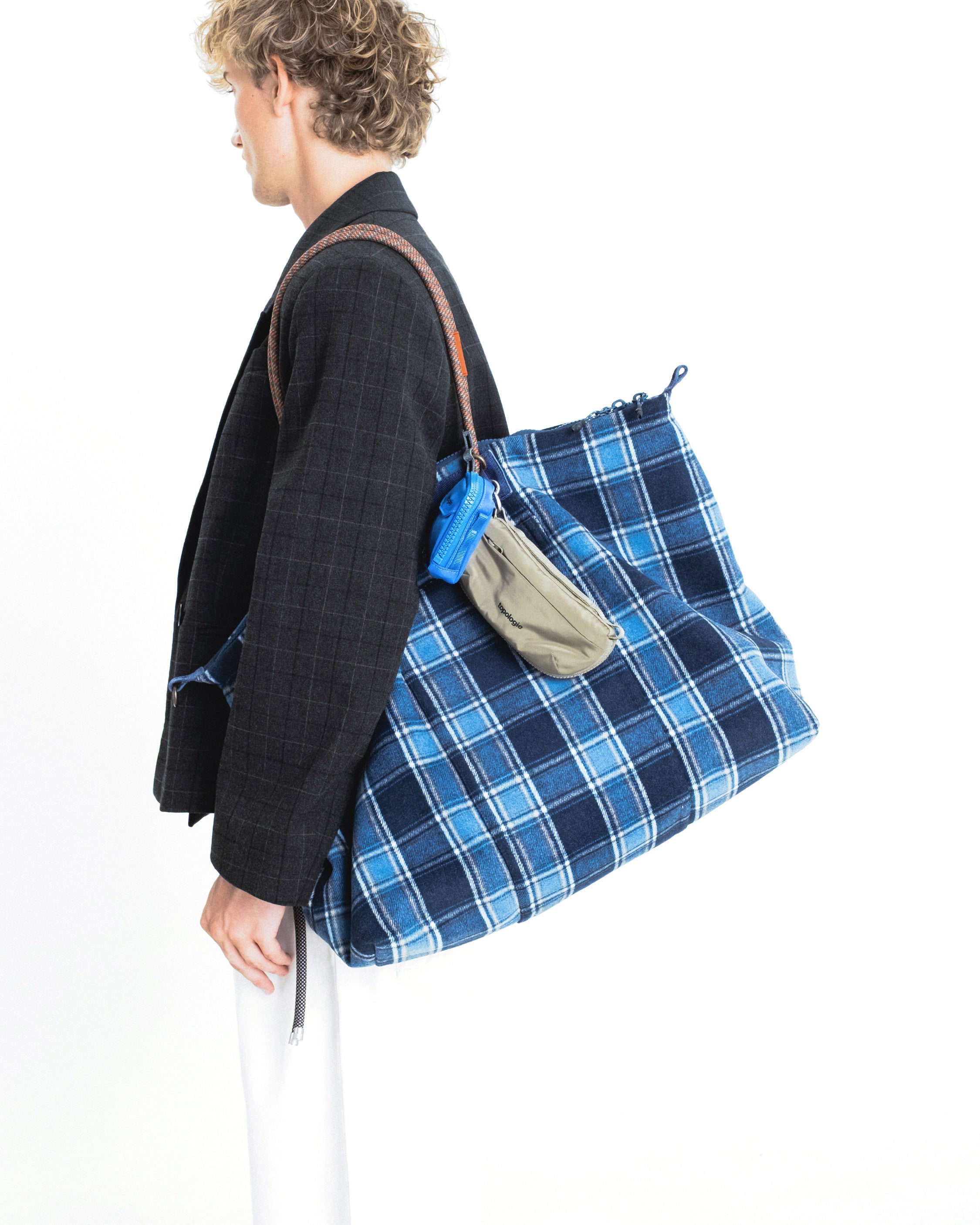 Explorer Tote Weekender