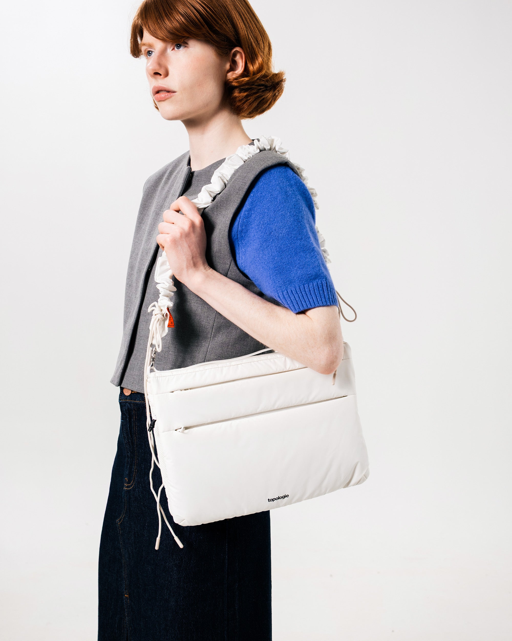 新品 Topologie トポロジー Flat Sacoche Large Flat Sacoche Large – Topologie