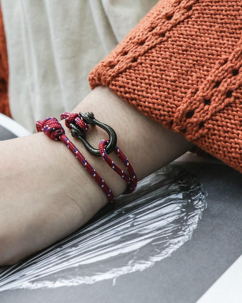 Kalymnos / Red Patterned / Chrome Black