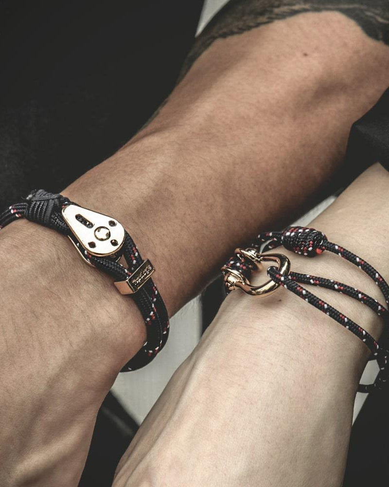 Yosemite / Navy Patterned / Gold