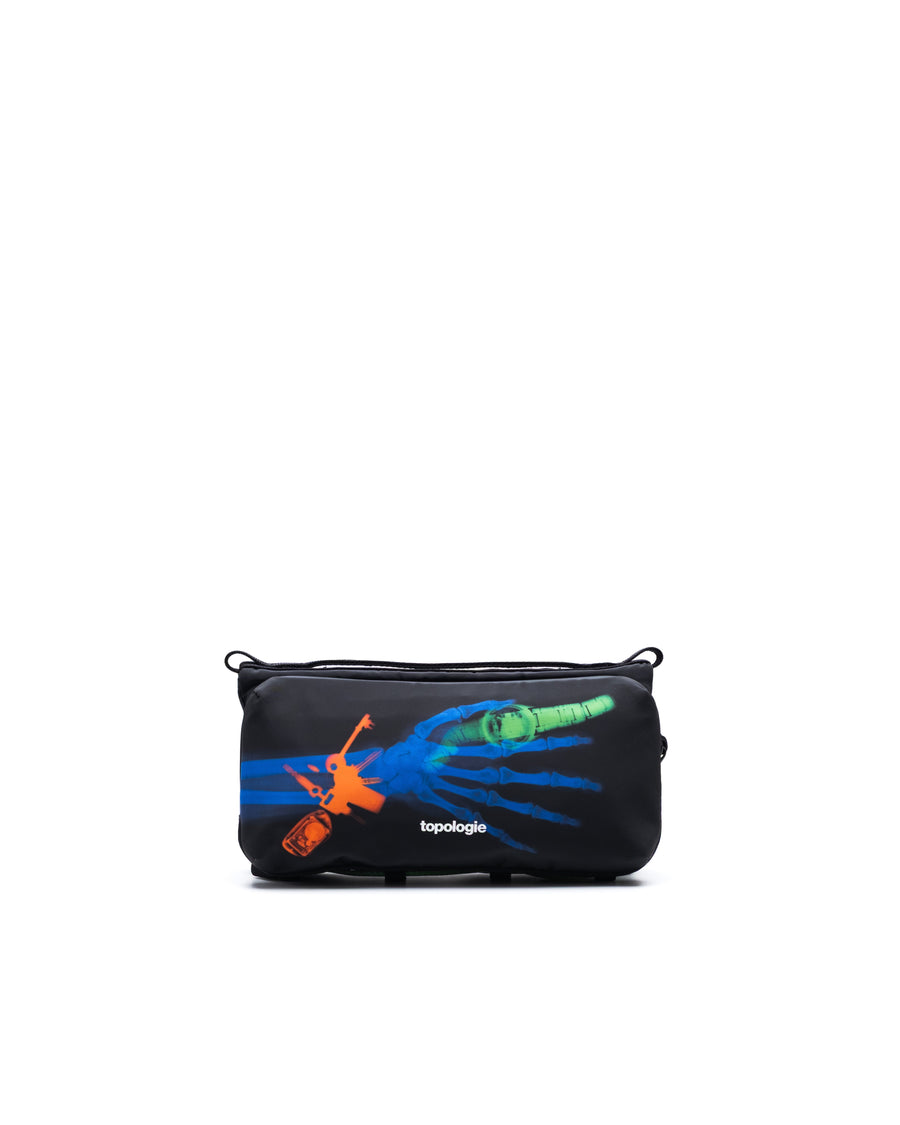 Topologie Bottle Sacoche Medium ストラップ付 Topologie x Pleasures Bags Bottle Sacoche Medium