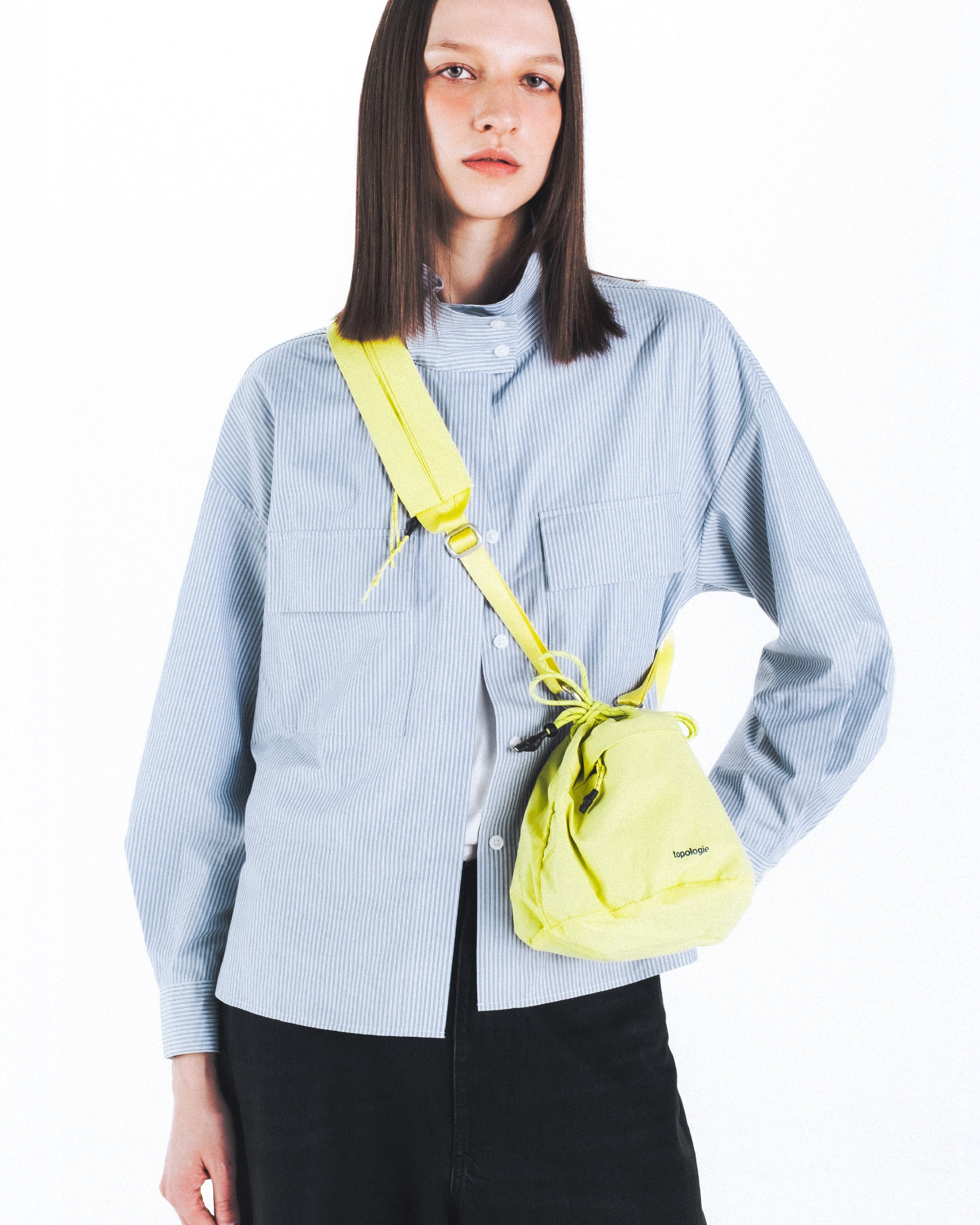 Reversible Bucket