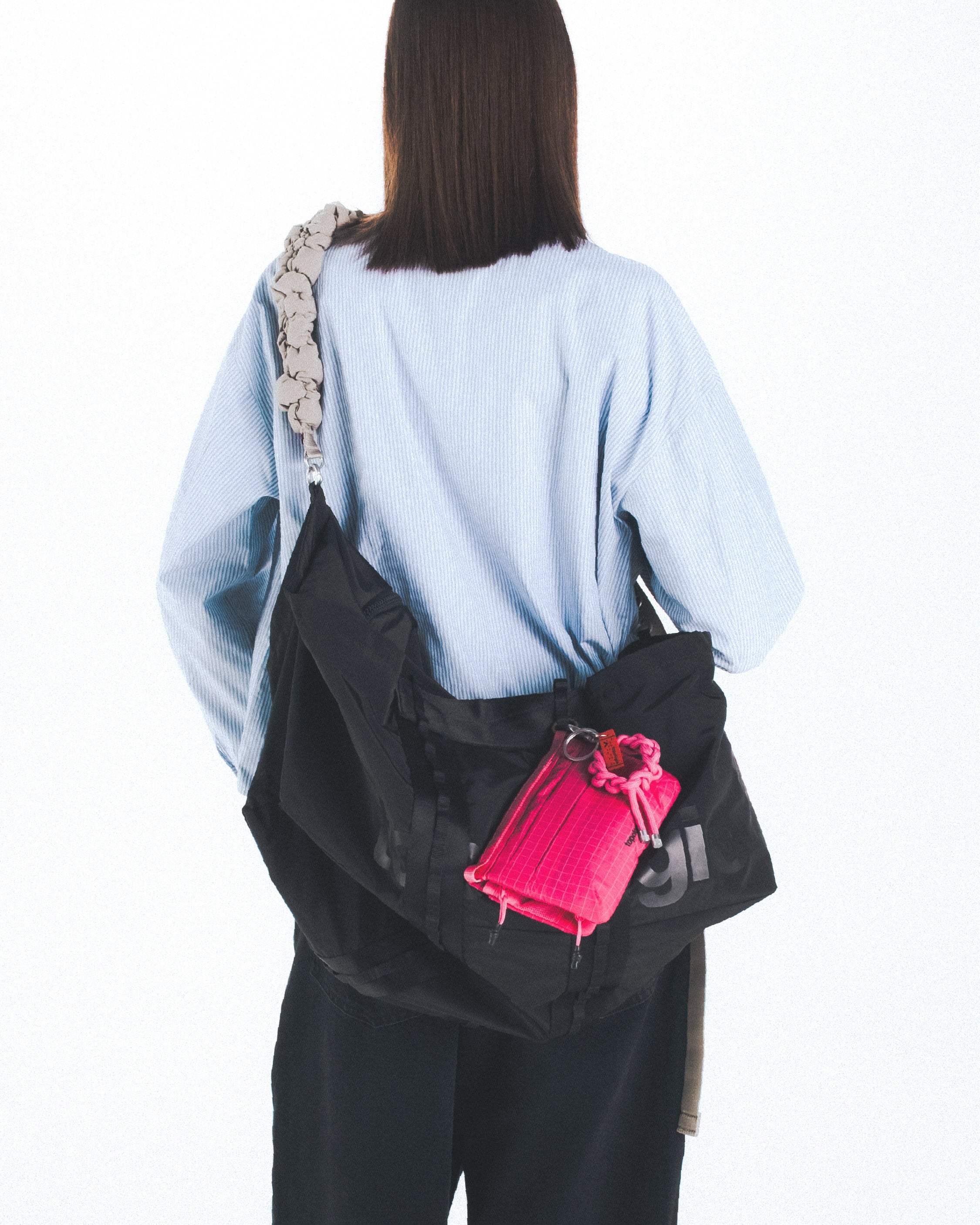 新品 Topologie Summit Duffle Large 黒 ロープ付 Summit Duffle Large – Topologie