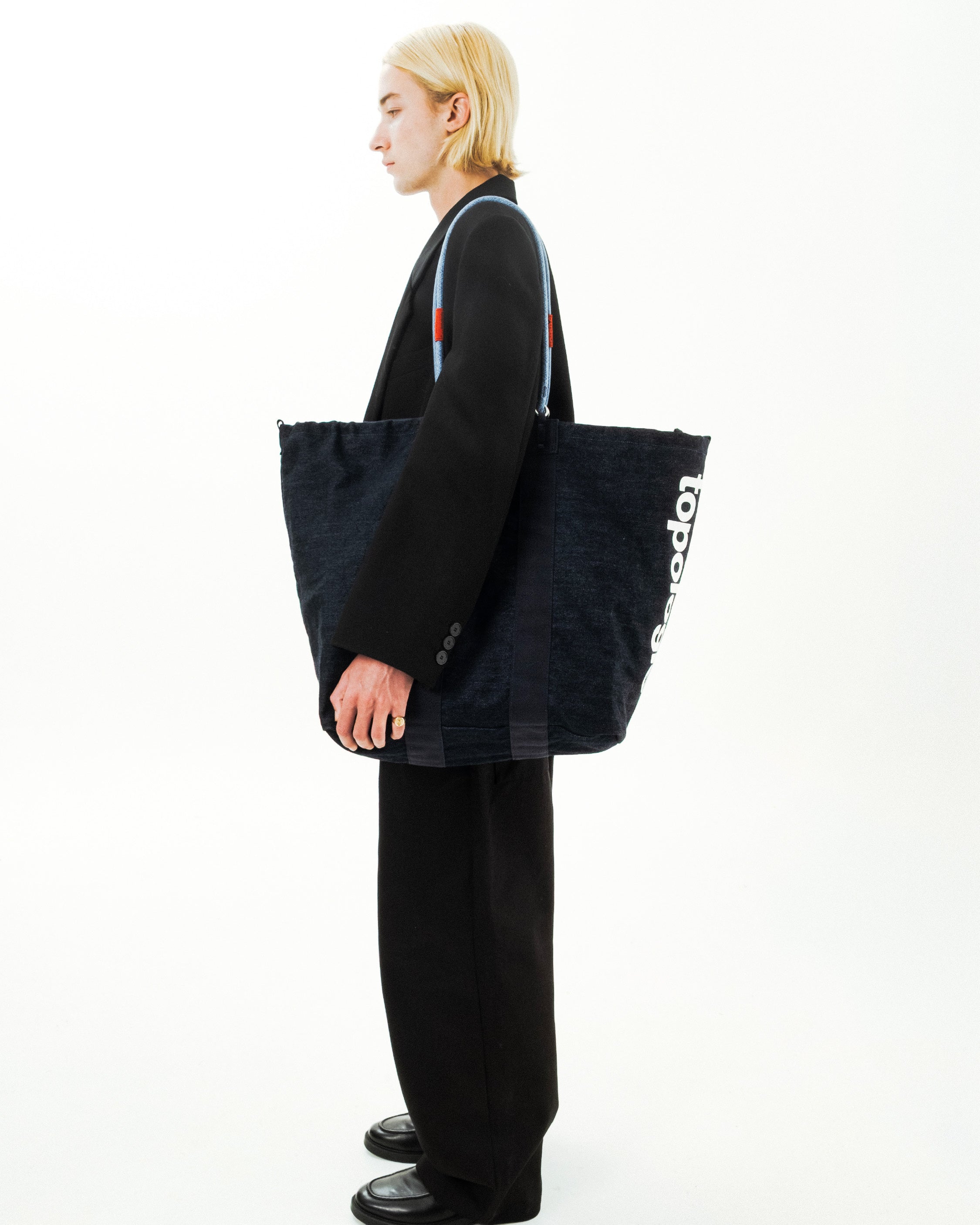 Summit Tote Large