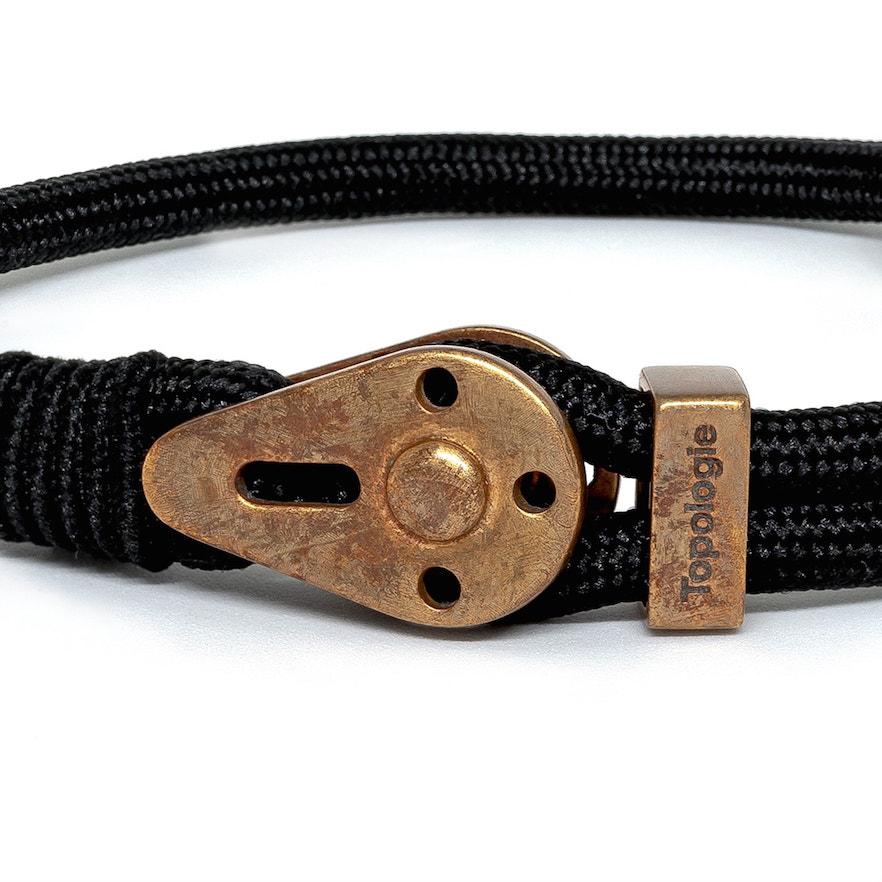 Yosemite / Black Solid / Raw Brass