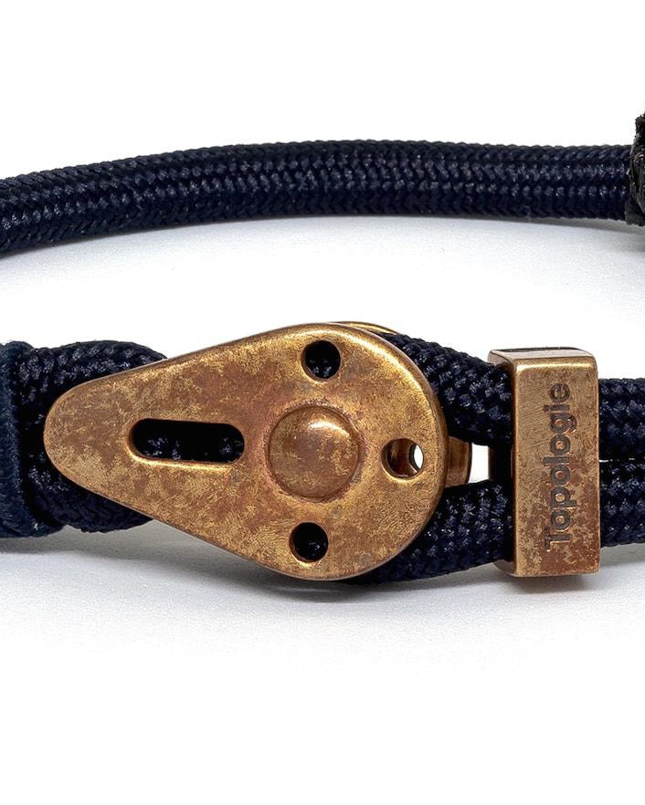 Yosemite / Navy Solid / Raw Brass