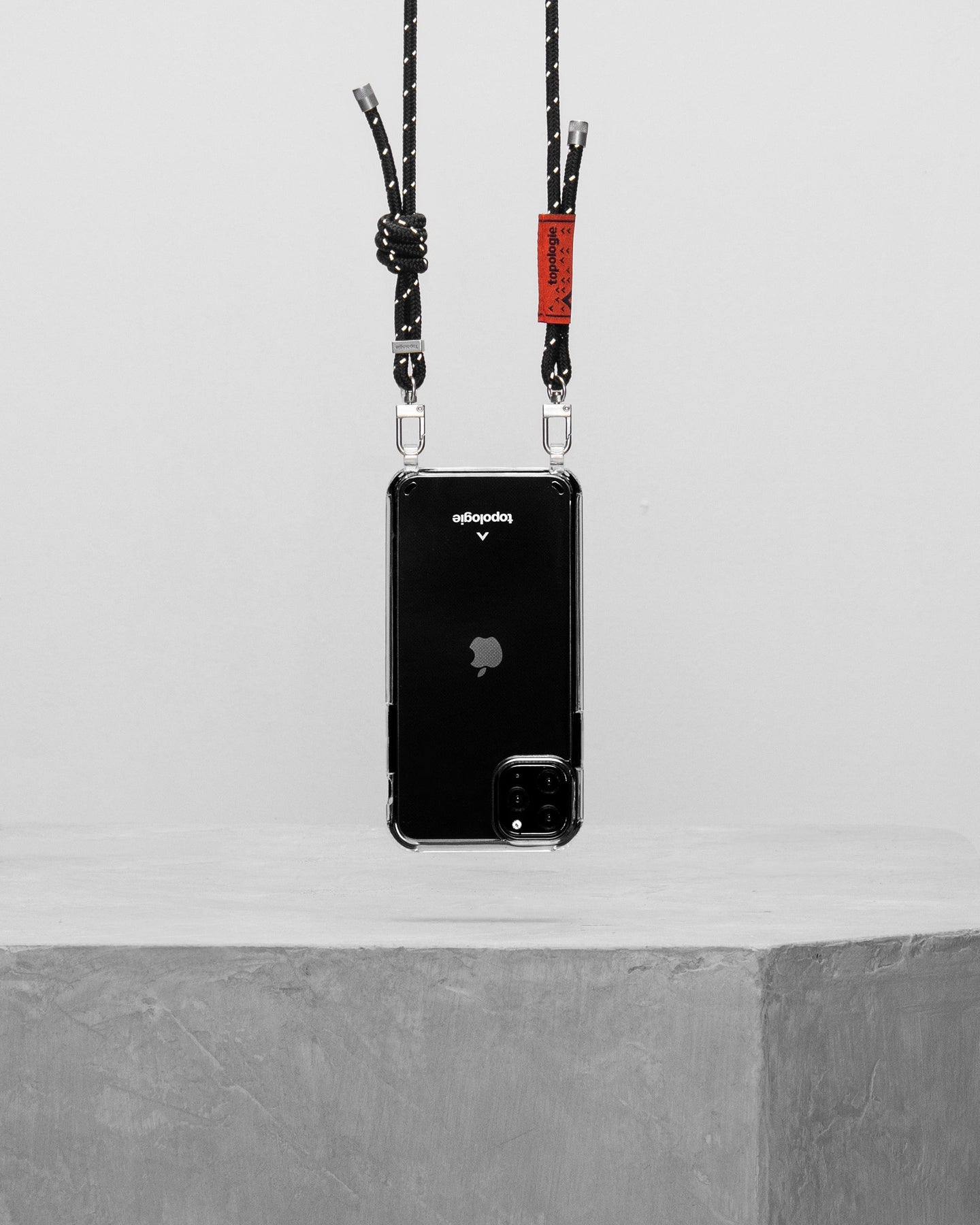 Verdon Phone Case / Clear / 6.0mm Rope / Black Reflective