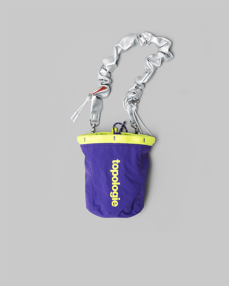 Chalk Bag / Electric Purple / Neon Yellow (Papery) / Bungee Wrist Strap / Chrome (Synthetic Leather)