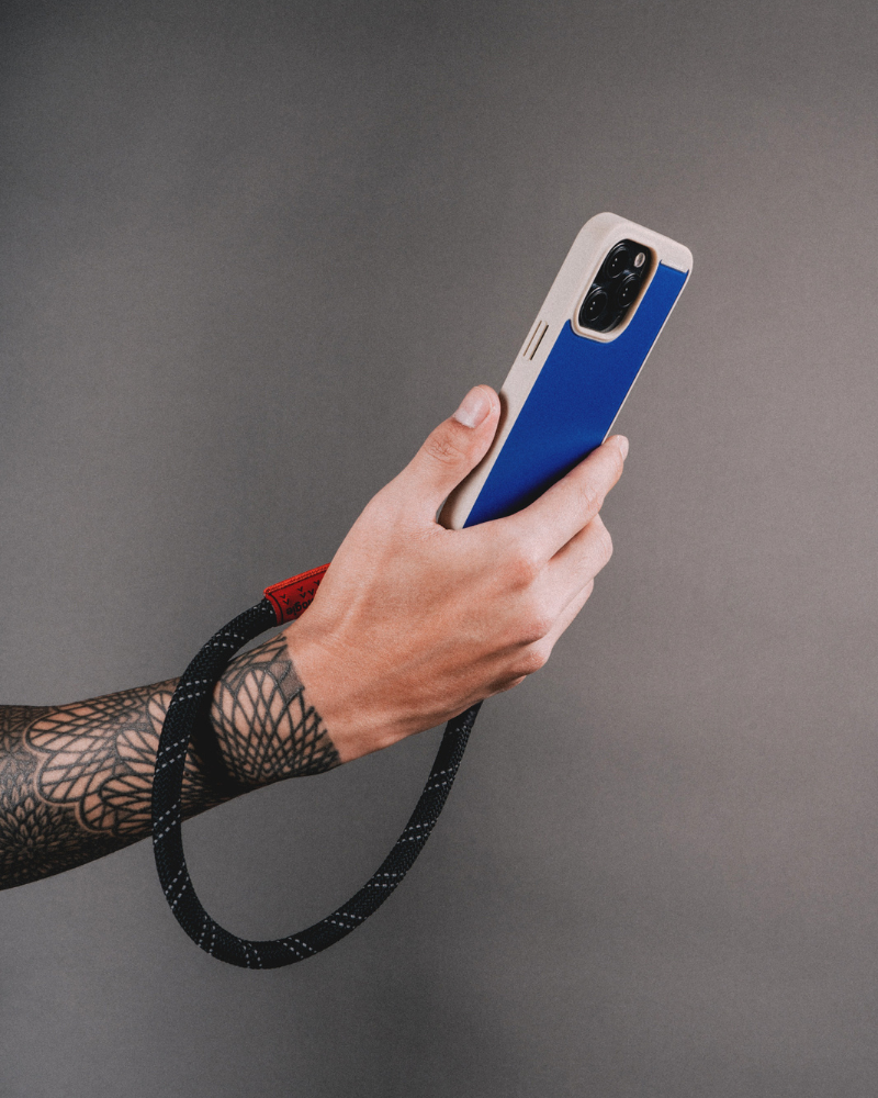 Verdon Phone Case / Clear / 10mm Wrist Strap Sage Patterned